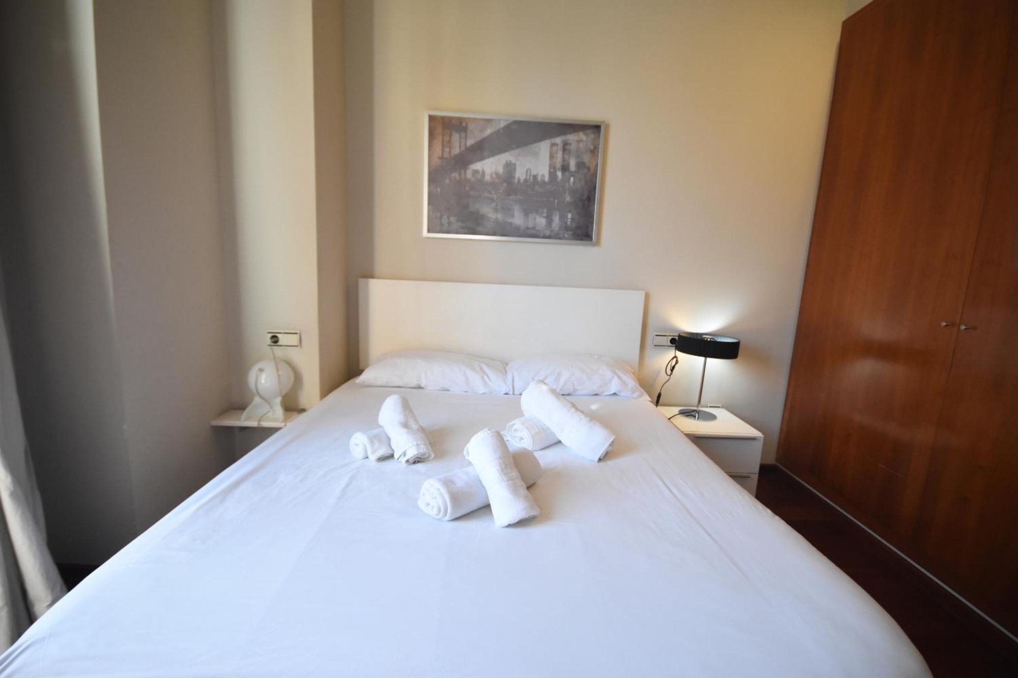 Precioso Apartamento En La Plaza Del Tossal Valencia Ngoại thất bức ảnh